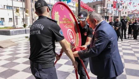 Keçiören’de 30 Ağustos Zafer Bayramı törenle kutlandı: “Cumhuriyetimizin temeli bu zaferdir”