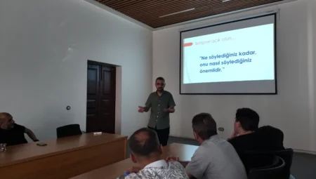 Kayseri Büyükşehir Belediyesi, Kültür Yolu Festivali öncesi müze personeline kapsamlı iletişim ve hizmet eğitimi verdi